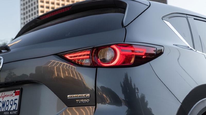 2021-Mazda-CX-5-Signature-AWD-Turbo-14.jpg