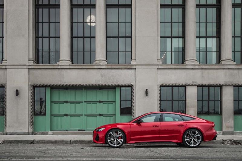 2021-audi-rs7-343-1608571199.jpg