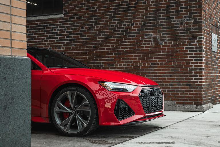 2021-audi-rs7-394-1608571222.jpg