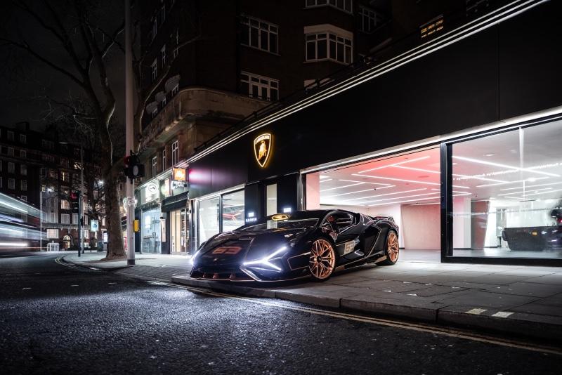 Lamborghini-London-Sians-9.jpg