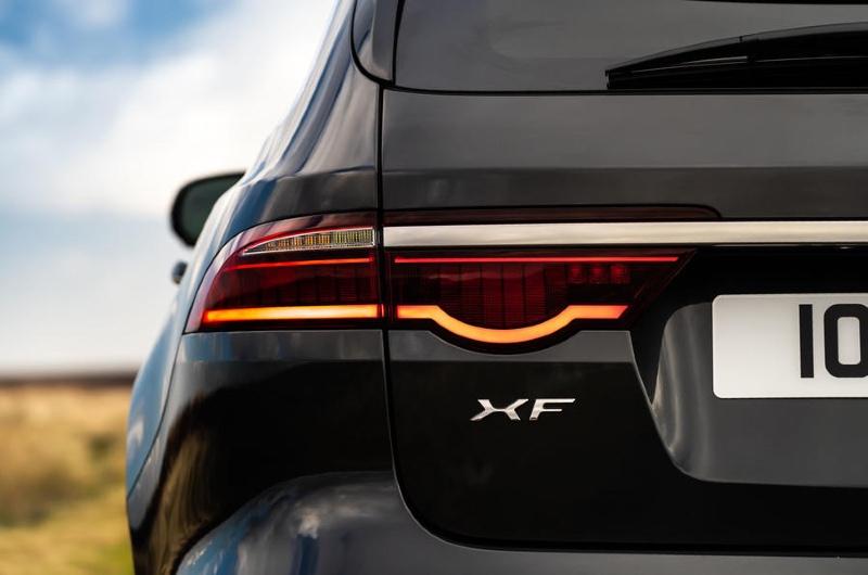 9-jaguar-xf-sportbrake-2021-uk-first-drive-review-rear-lights.jpg