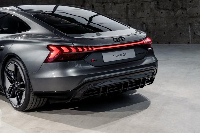 2022-Audi-e-tron-GT-34.jpg