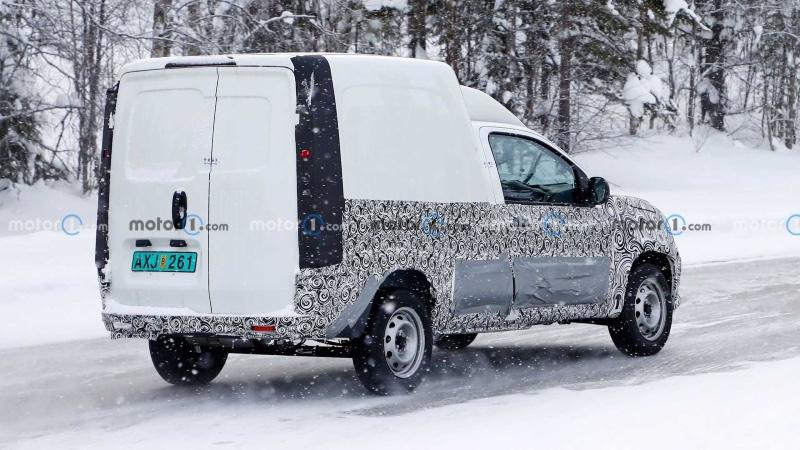 fiat-fiorino-spy-photo-4.jpg