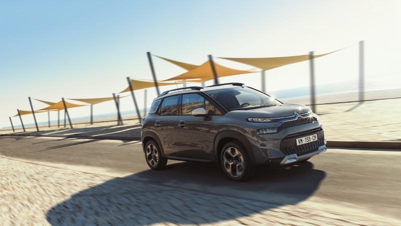 2021-Citroen-C3-Aircross-02.jpg