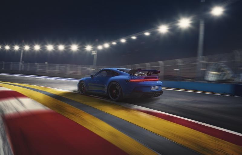 2022-Porsche-911-GT3-04.jpg