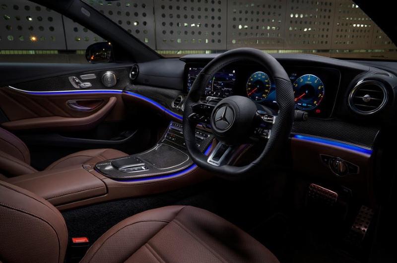 9-mercedes-amg-e52-2021-uk-first-drive-review-dashboard.jpg