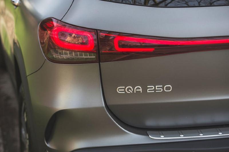 8-mercedes-benz-eqa-2021-uk-first-drive-review-rear-lights.jpg