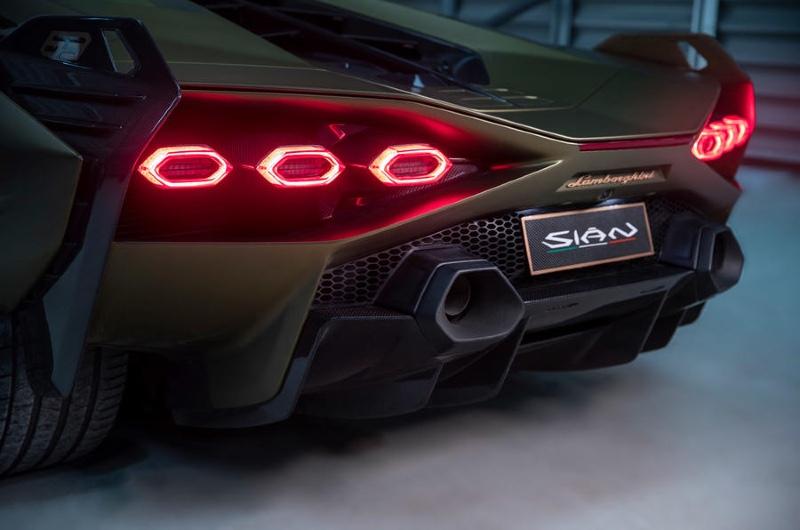 5-lamborghini-sian-2021-uk-first-drive-review-rear-lights.jpg