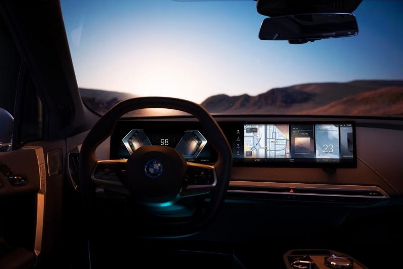 2021-BMW-iDrive-27.jpg
