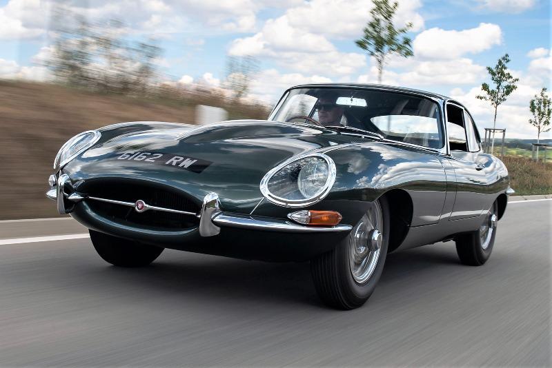 1961-Jaguar-E-Type-Series-1-3-8-Litre-Fixed-Head-Coupe-_63.jpg