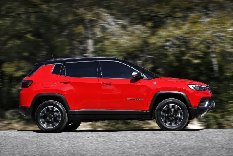 2021-jeep-compass-europe-3.jpg