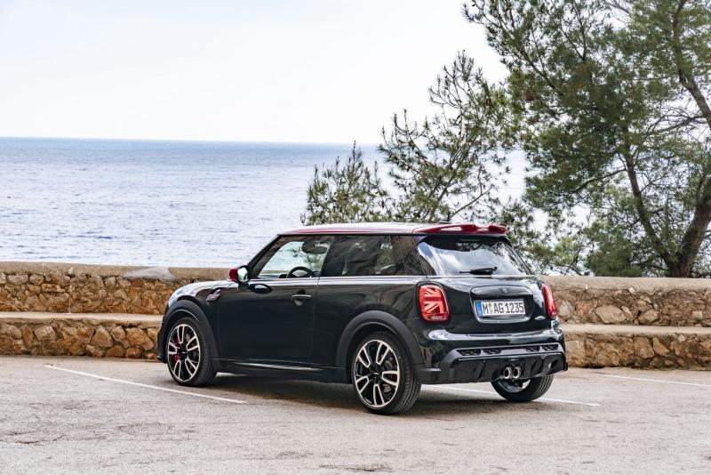 2022-MINI-John-Cooper-Works-7.jpg