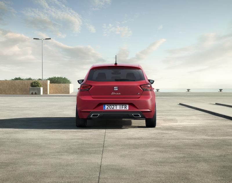 06-SEAT-Ibiza-FR-Desire-Red-H.jpg