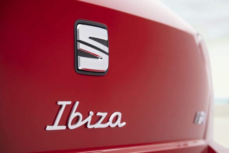 11-SEAT-Ibiza-FR-Desire-Red-H.jpg