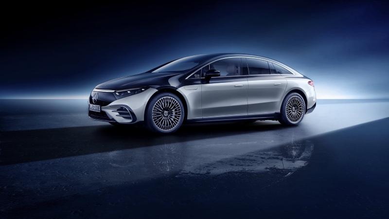 2022-Mercedes-Benz-EQS-51.jpg