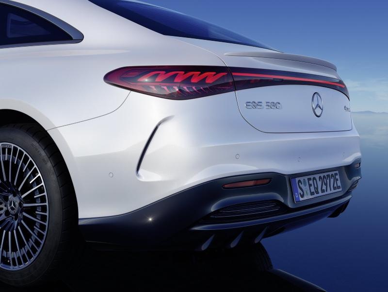 2022-Mercedes-Benz-EQS-B27.jpg