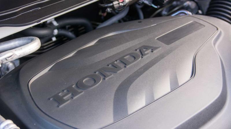 2021-honda-pilot-engine-detail.jpg