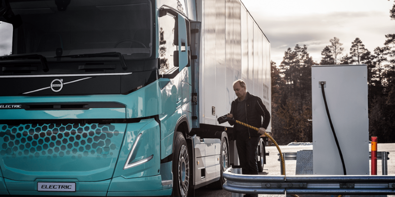 volvo-electric-concept-truck-e-lkw-electric-truck-2019-04-min-888x444.png
