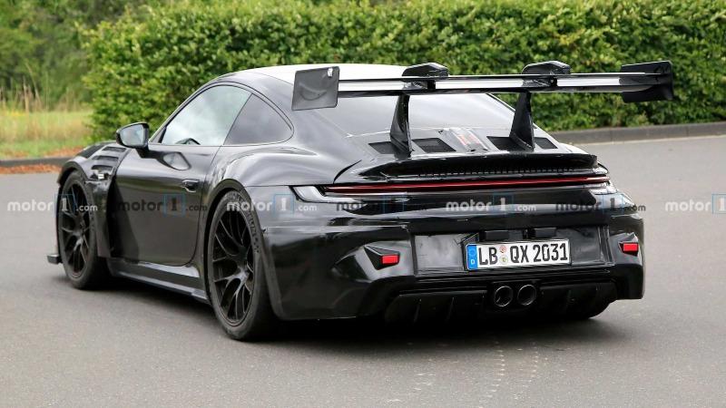 2022-porsche-911-gt3-rs-spy-photo (5).jpg