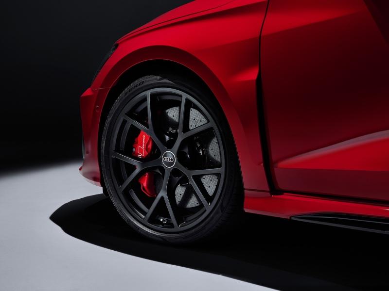 2022-Audi-RS3-Sportback-10.jpg