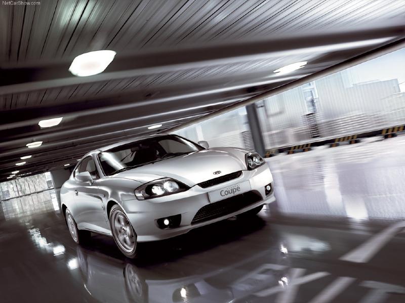 Hyundai-Coupe-2005-1024-03.jpg