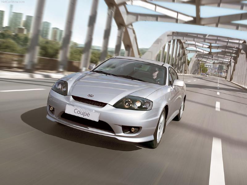 Hyundai-Coupe-2005-1024-06.jpg