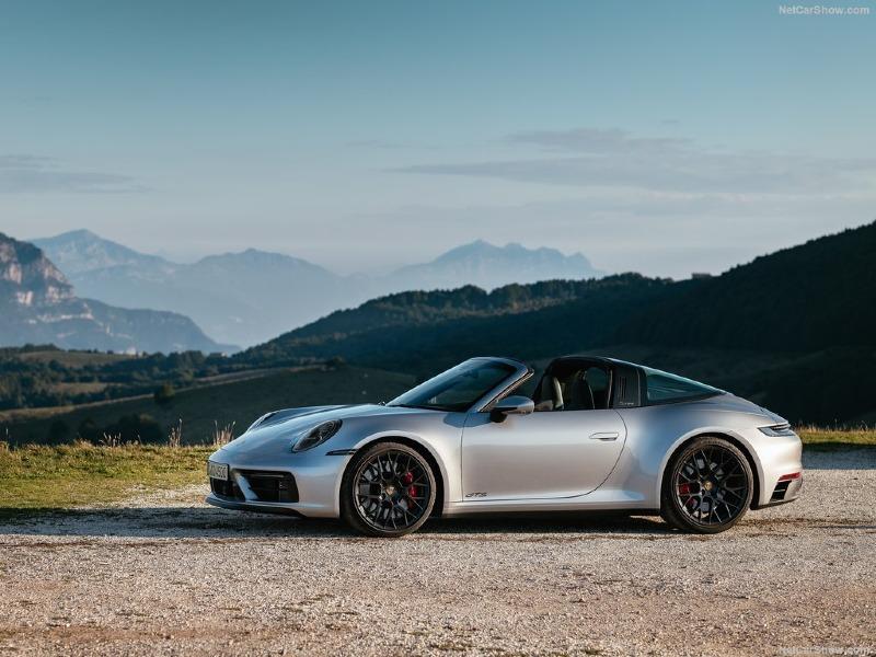 Porsche-911_Targa_4_GTS-2022-1024-04.jpg