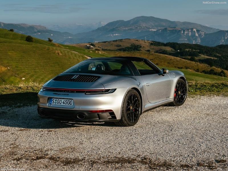 Porsche-911_Targa_4_GTS-2022-1024-20.jpg
