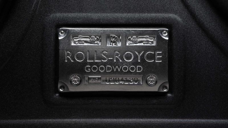 rolls-royce-ghost-black-badge-interior (13).jpg