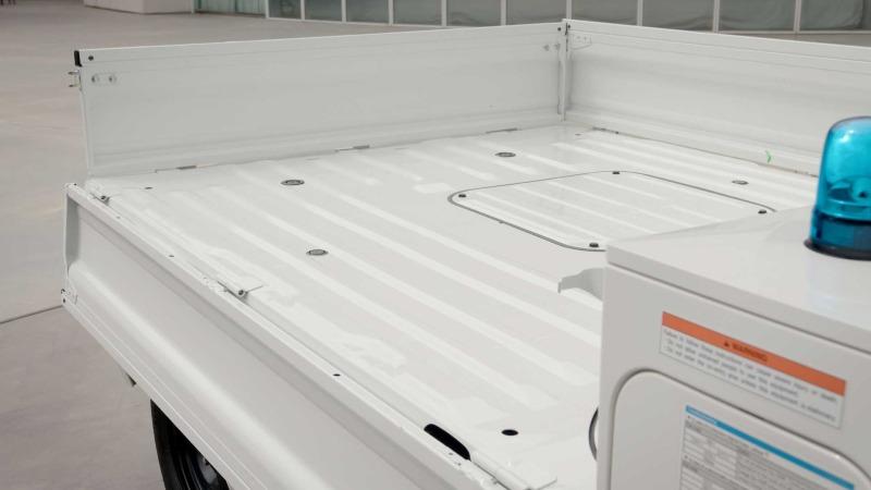 honda-prototype-autonomous-work-vehicle-cargo-bed.jpg