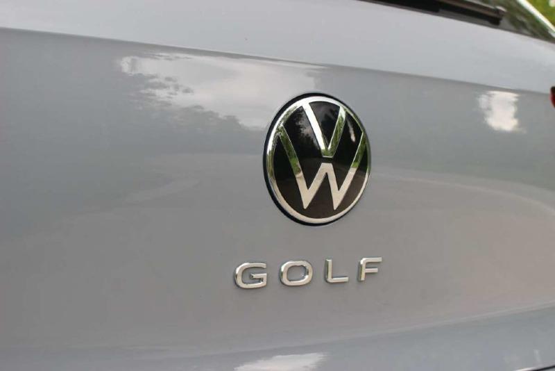 2021-Volkswagen-Golf-R-Line-Singapore-CarBuyer.com_.sg-8-1024x683.jpg