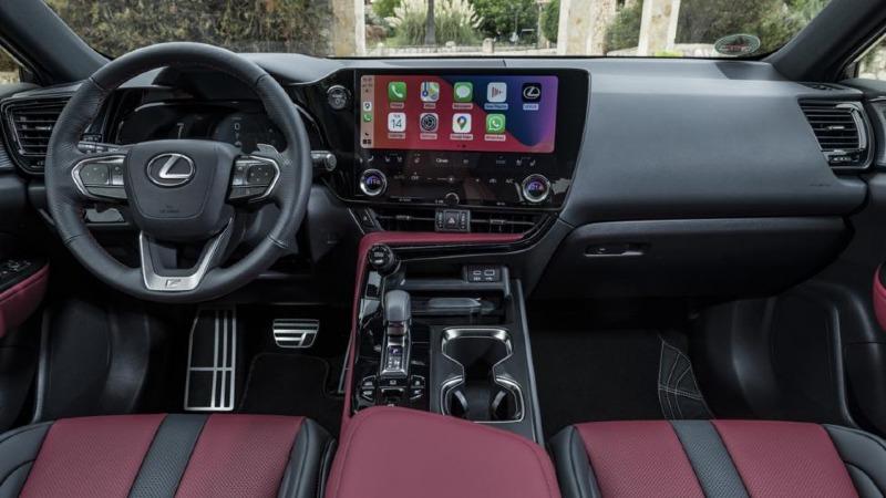 Lexus_NX_interior_dashboard.jpg