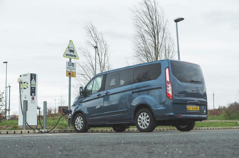 19-ford-tourneo-2021-lt-ecotricity.jpg