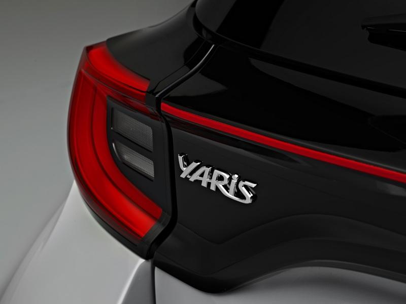 Toyota-Yaris-GR-Sport-10.jpg