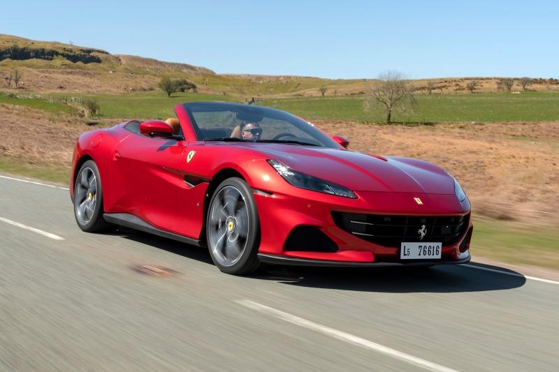 1-ferrari-portofino-m-2021-uk-fd-hero-front.jpg