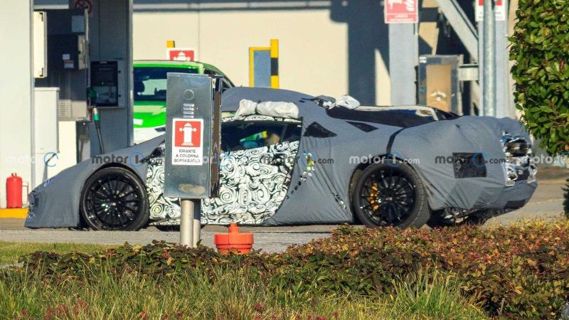 lamborghini-aventador-replacement-spied-for-first-time-profile.jpg