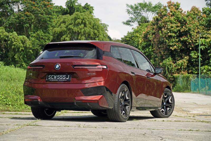 2021-BMW-iX-xdrive40-Singapore-First-Impresions-CarBuyer.com_.sg-9-1024x683.jpg