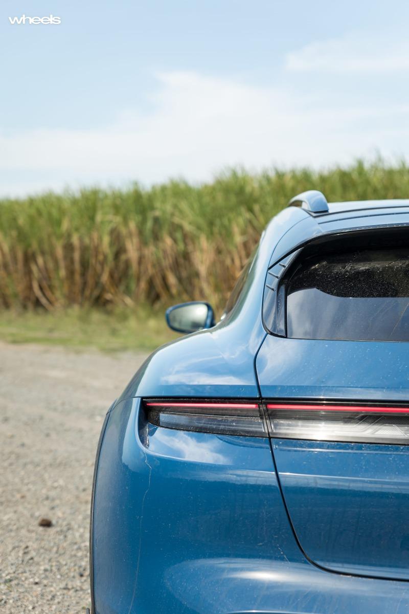 2022_Porsche_Taycan_4S_Cross_Turismo_Neptune_Blue_detail_taillight_Australia_MWilliams.jpg