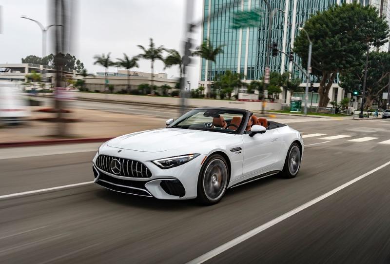 2022-mercedes-amg-sl55-01-1640036535.jpg