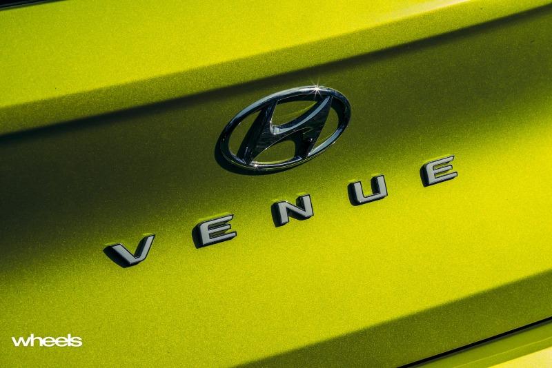 2020_Hyundai_Venue_Elite_Acid_Yellow_Australia_detail_rear_badge_ABrook.jpg