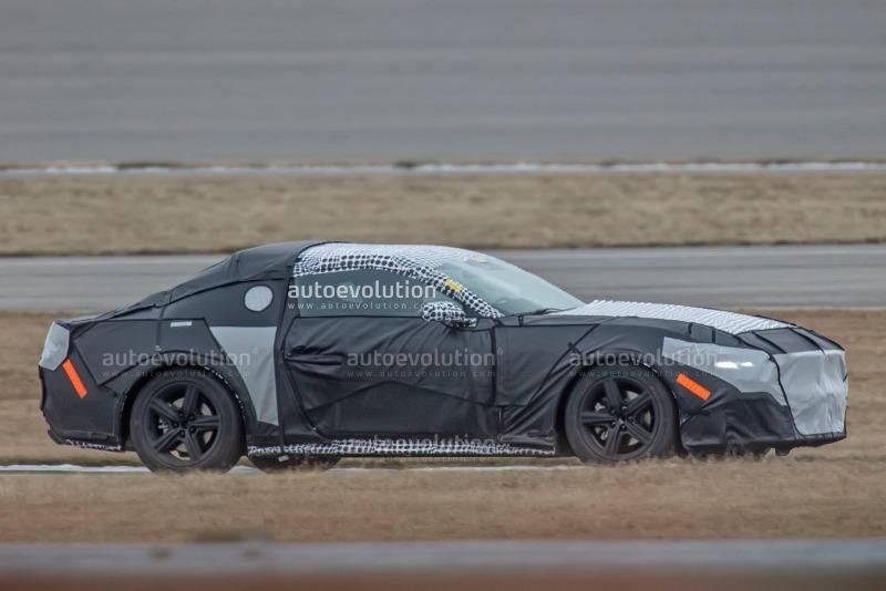 2024-ford-mustang-s650-spied-for-the-first-time-with-production-body_5.jpg