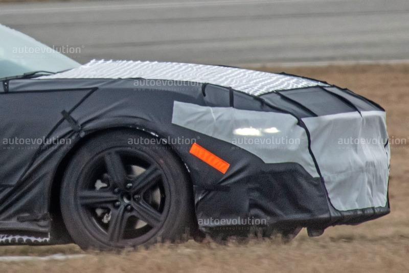 2024-ford-mustang-s650-spied-for-the-first-time-with-production-body_6.jpg