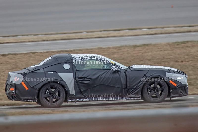 2024-ford-mustang-s650-spied-for-the-first-time-with-production-body_7.jpg