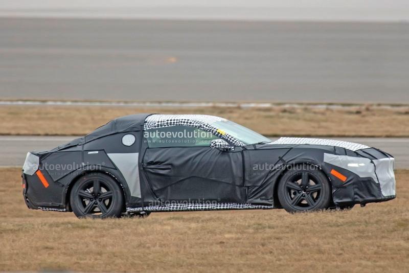 2024-ford-mustang-s650-spied-for-the-first-time-with-production-body_9.jpg