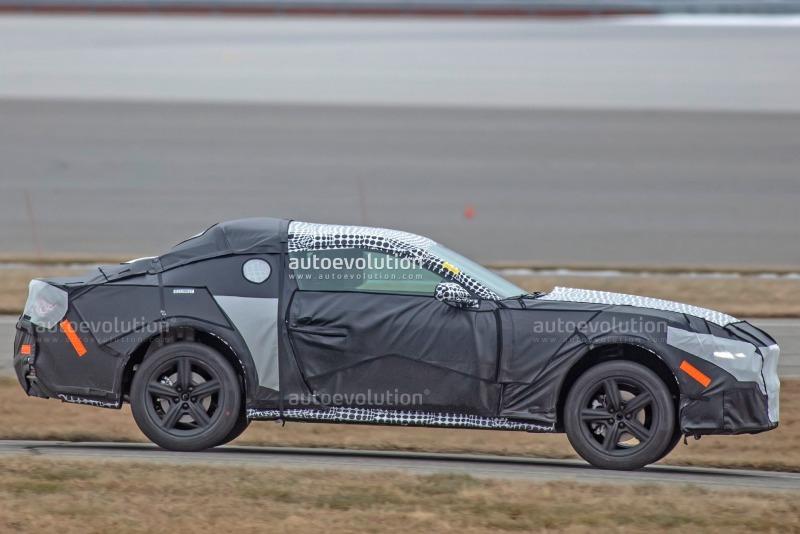 2024-ford-mustang-s650-spied-for-the-first-time-with-production-body_14.jpg