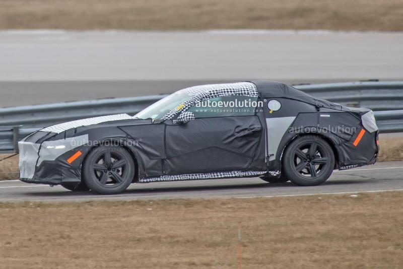 2024-ford-mustang-s650-spied-for-the-first-time-with-production-body_18.jpg