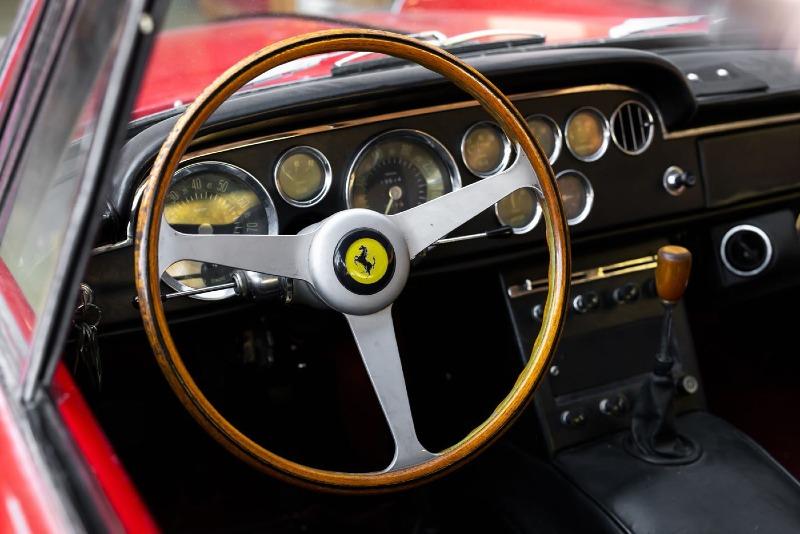 1962-Ferrari-250-GTE-2-2-Series-II-by-Pininfarina_12.jpg