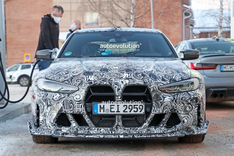 2023-bmw-m4-csl-spied-in-its-second-favorite-place-its-driver-is-not-happy_1.jpg