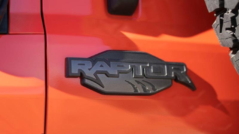 2022_Ford_Bronco_Raptor_9.jpg