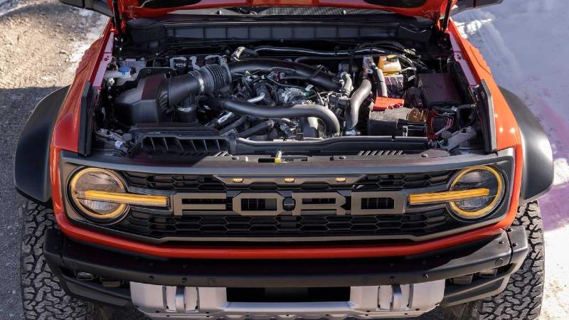 2022-ford-bronco-raptor-exterior-front-engine-view.jpg